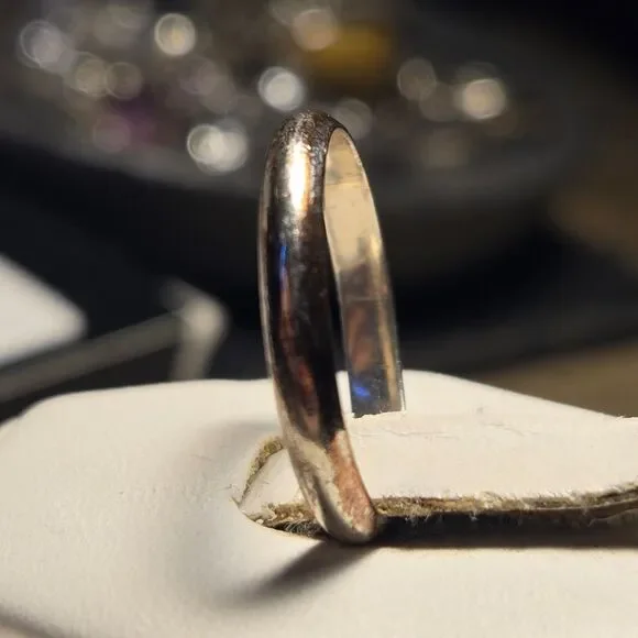 Simple band Vintage Sterling Silver Ring Sz 7 - Picture 3 of 6